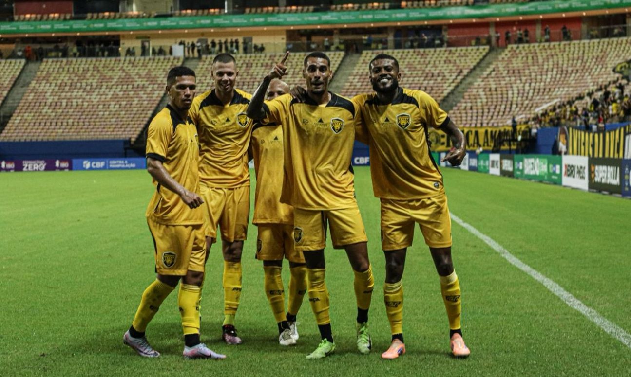 Vitória incontestável e liderança mantida